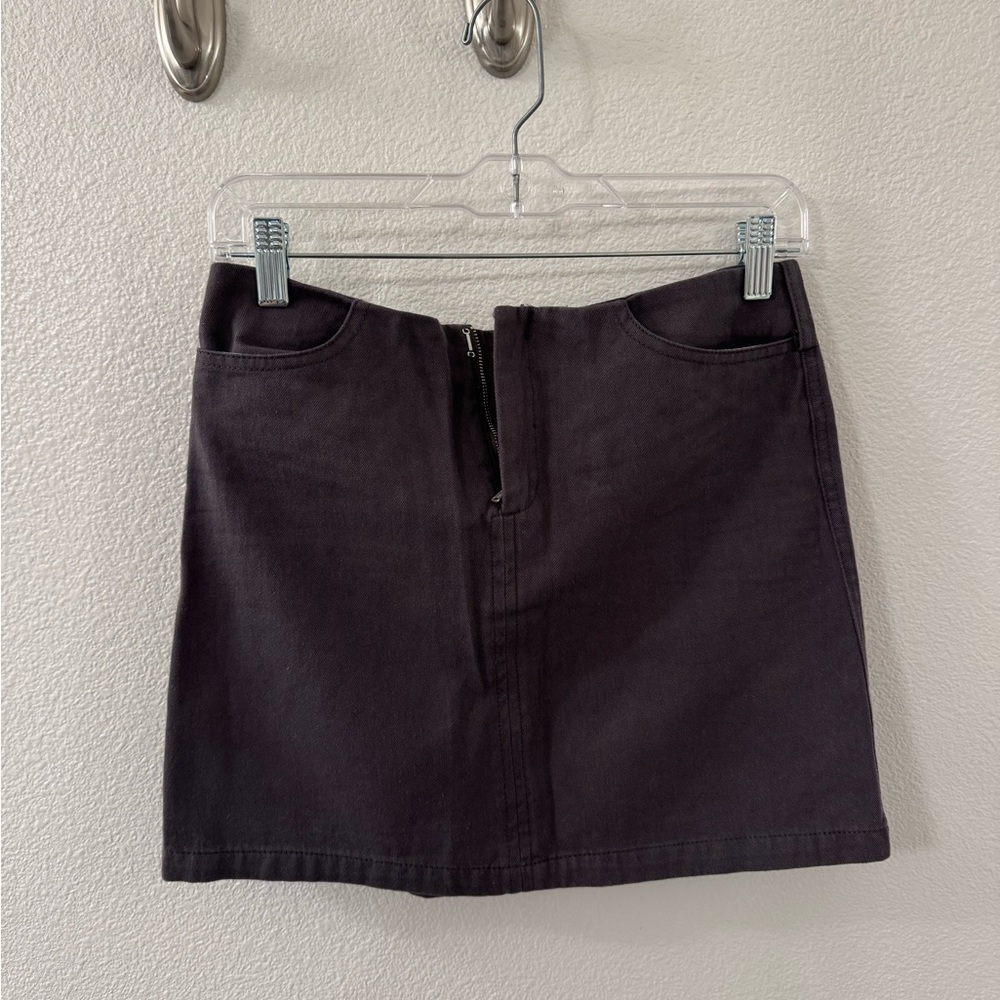 Princess Polly. Gray skirt. Size small. Stretchy. New with tags.